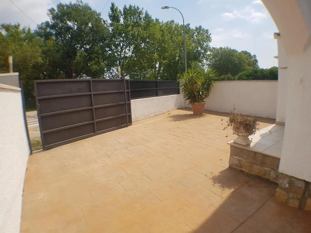 Nyaraló 003 Llobregat Villa Empuriabrava Spanyolország