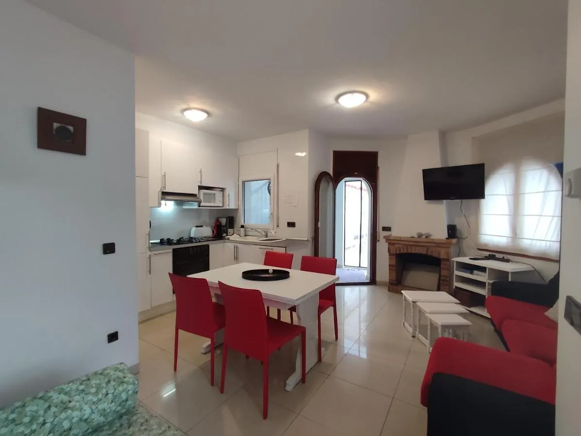 003 Llobregat Villa Empuriabrava Nyaraló
